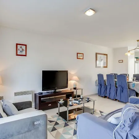 Ty Castero By Interhome *